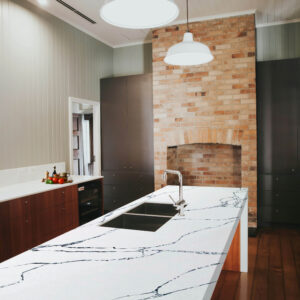 125x34 Clacatta Liza Quartz Polished Island Countertop (Ready to Install)